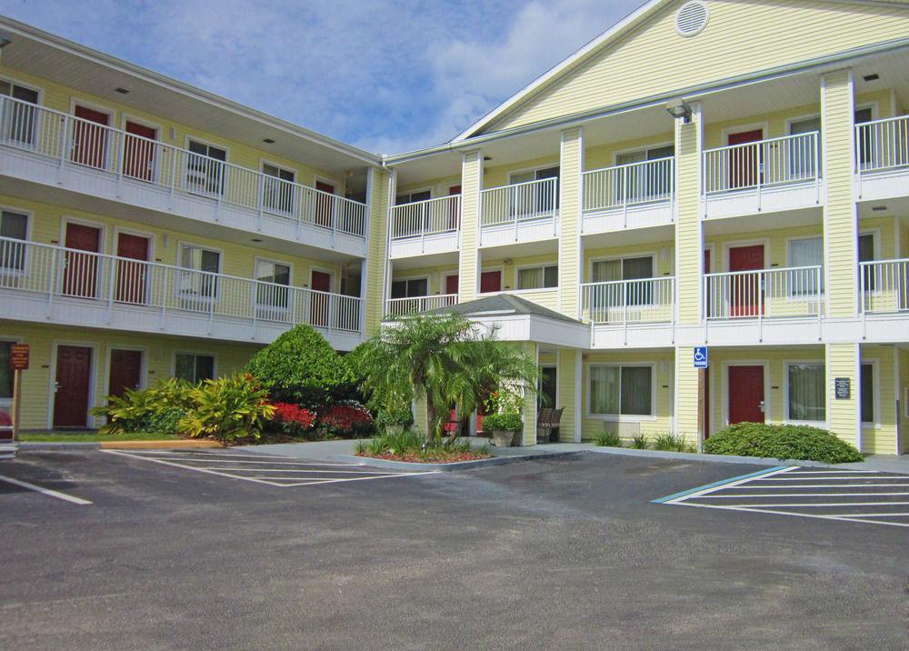 Hometowne Studios By Red Roof Orlando - Ucf Area Alafaya Ngoại thất bức ảnh