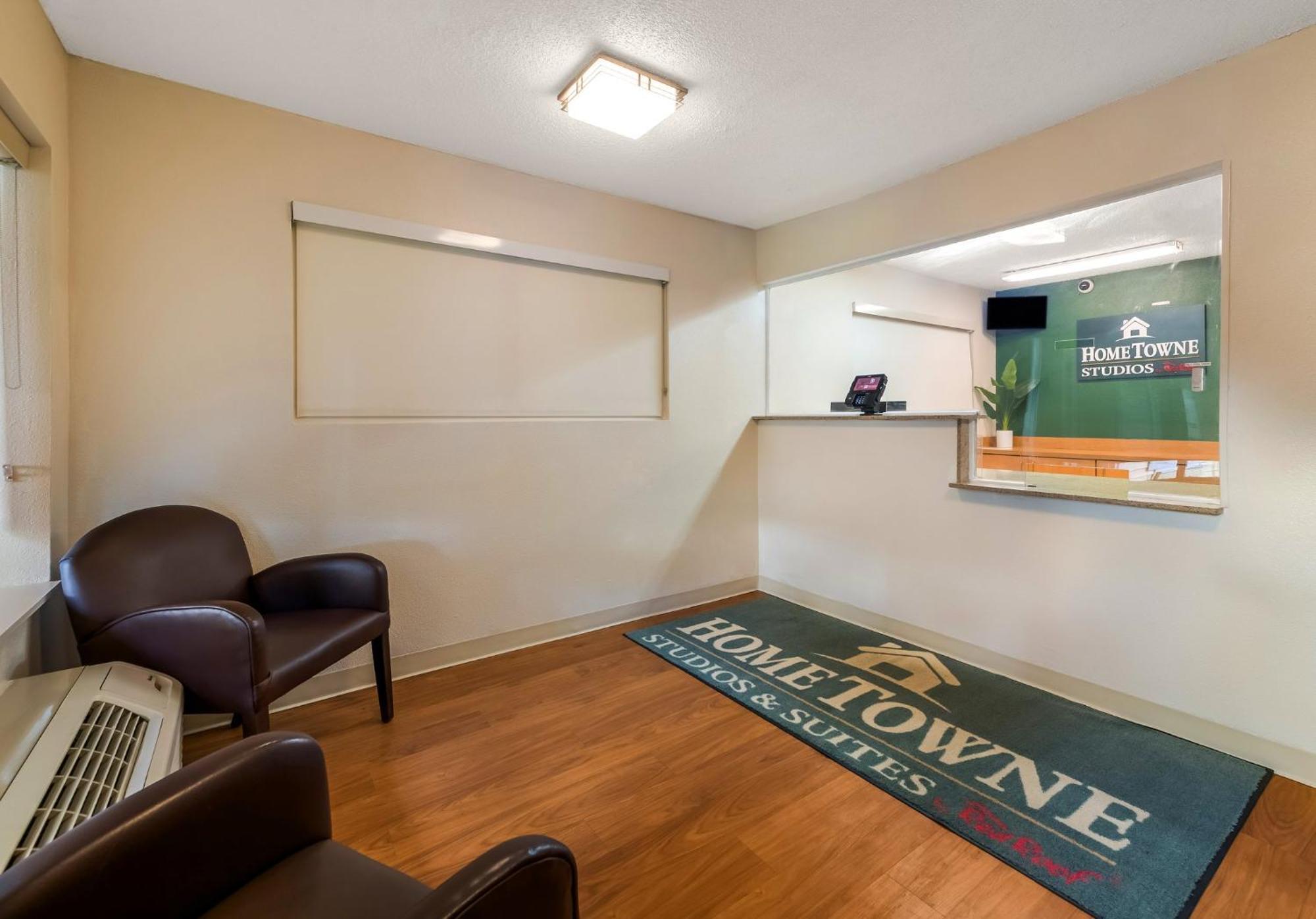 Hometowne Studios By Red Roof Orlando - Ucf Area Alafaya Ngoại thất bức ảnh
